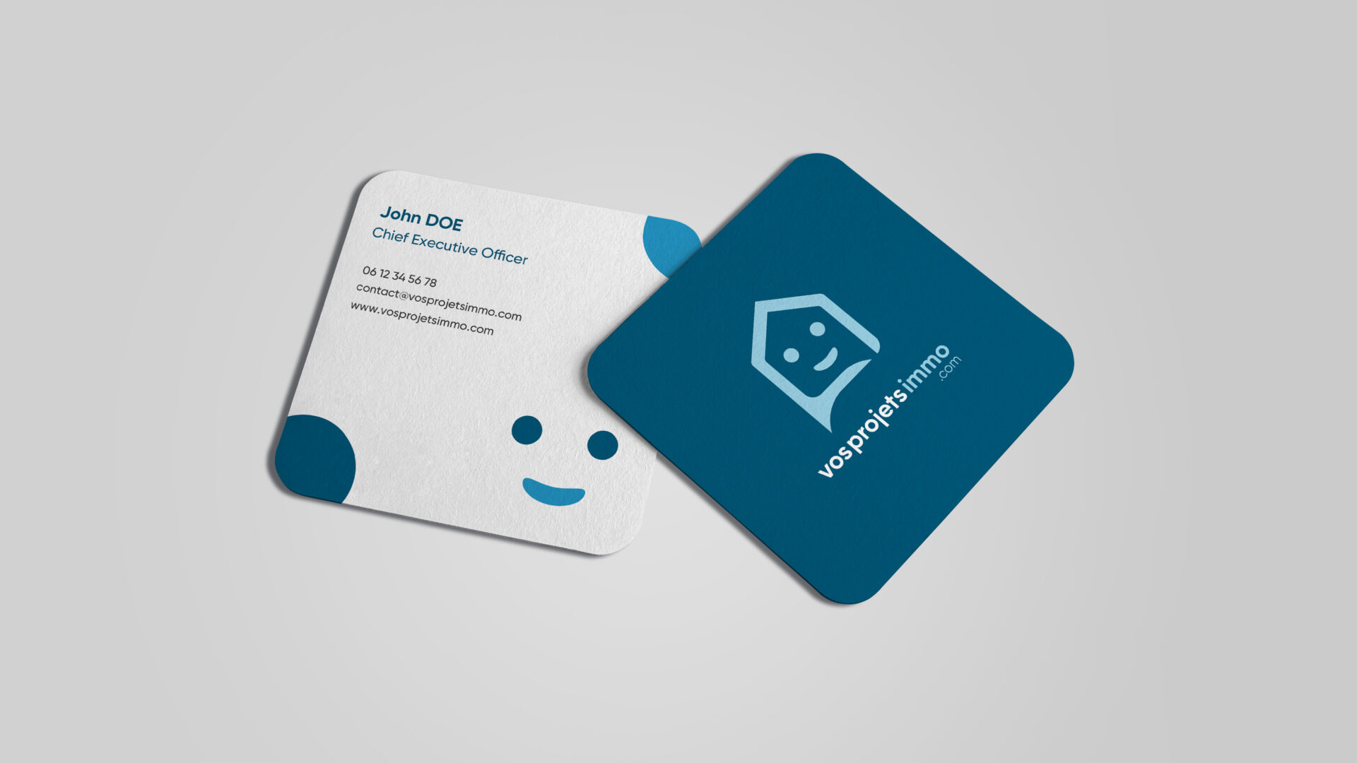 Cartes de visite recto verso avec logo design